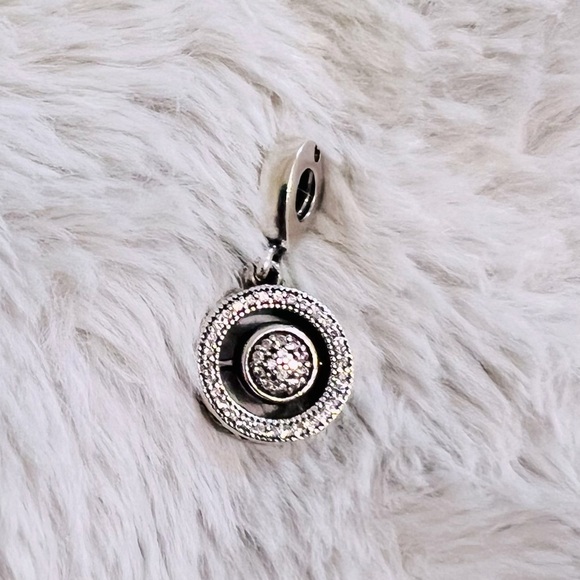 Pandora Charm - Picture 4 of 4